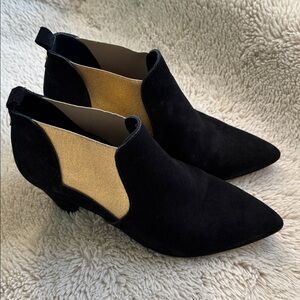 Anthropologie Cleo B Black & Gold elastic boots size 39 EU 8 US